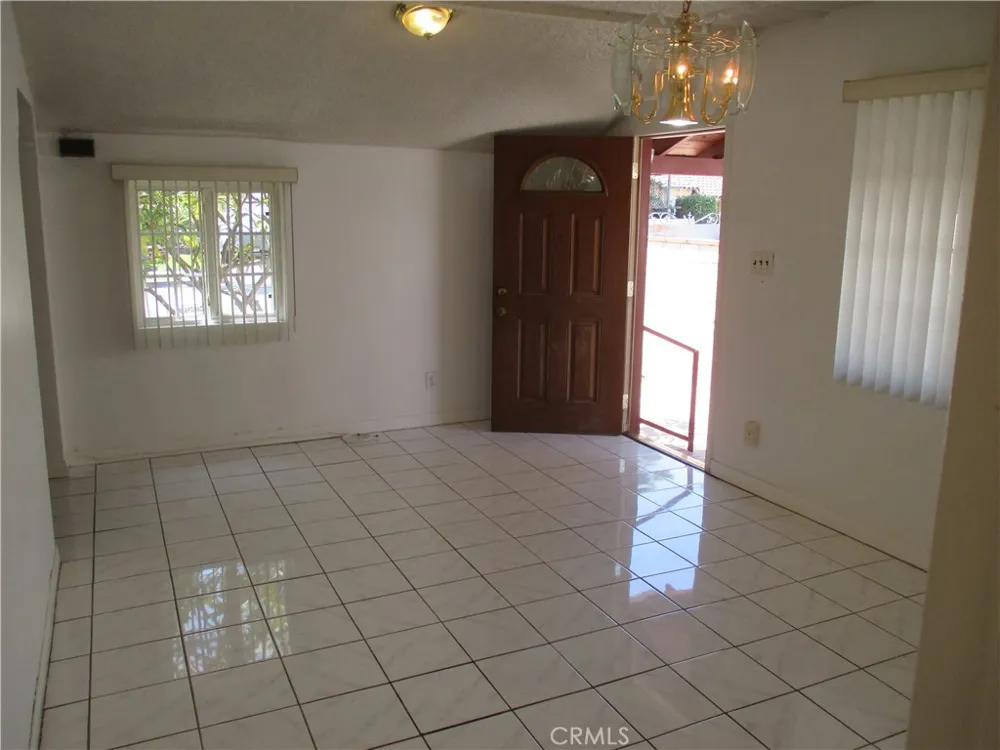 3511 California Street Huntington Park, CA 90255