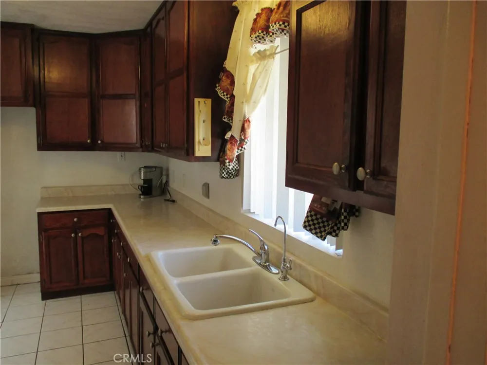 3511 California Street Huntington Park, CA 90255