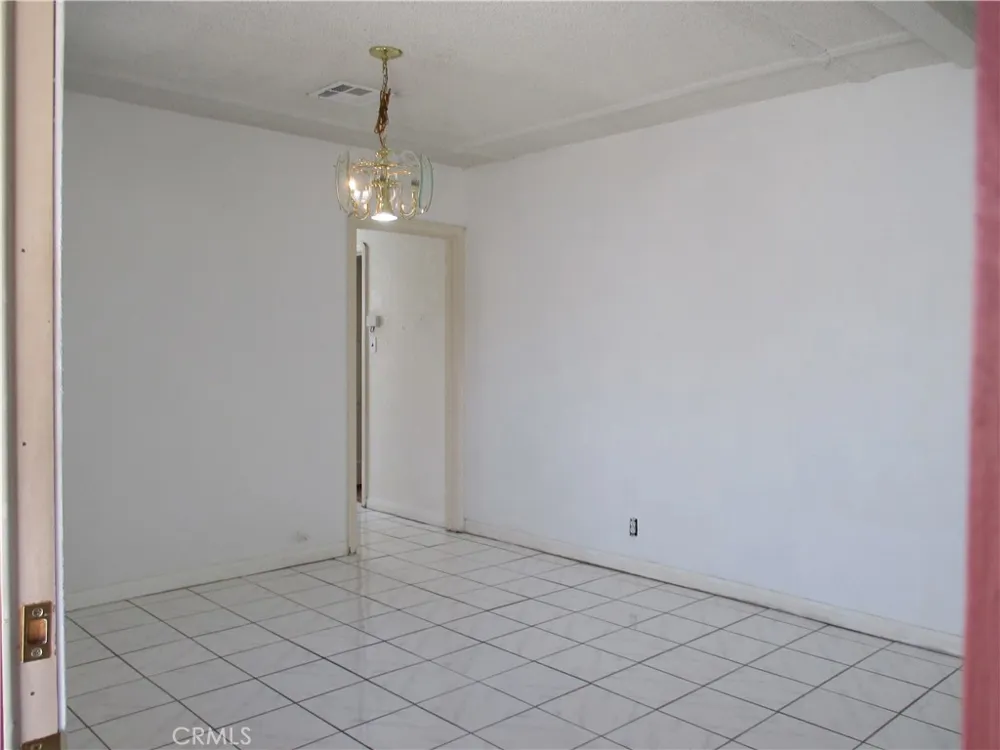 3511 California Street Huntington Park, CA 90255