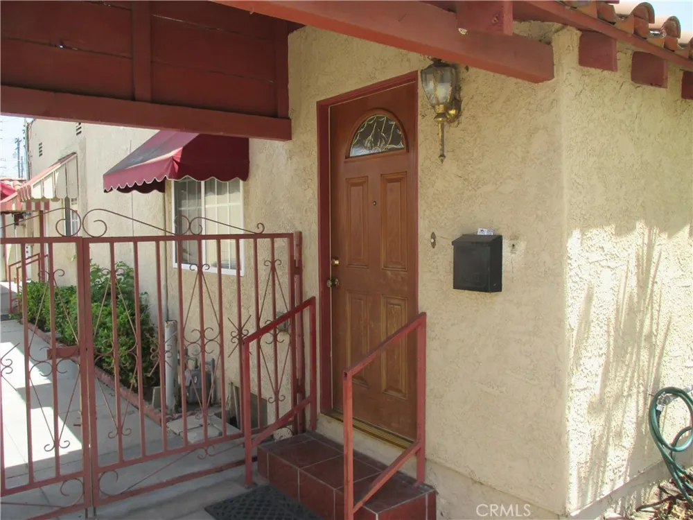 3511 California Street Huntington Park, CA 90255