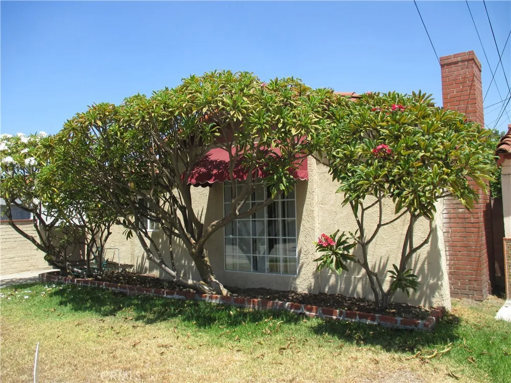 3511 California Street Huntington Park, CA 90255