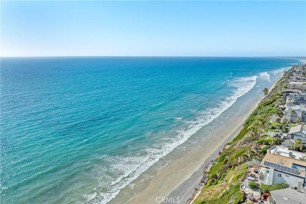 127 W Glaucus Street #B Encinitas, CA 92024