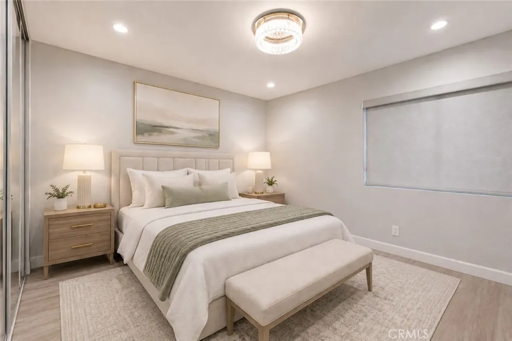 127 W Glaucus Street #B Encinitas, CA 92024