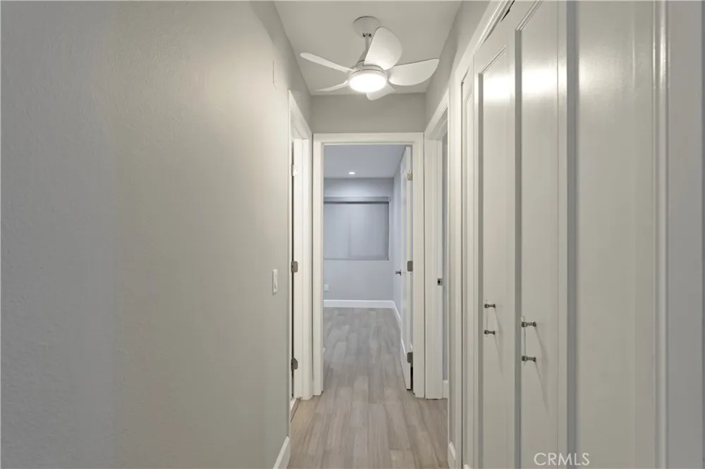 127 W Glaucus Street #B Encinitas, CA 92024