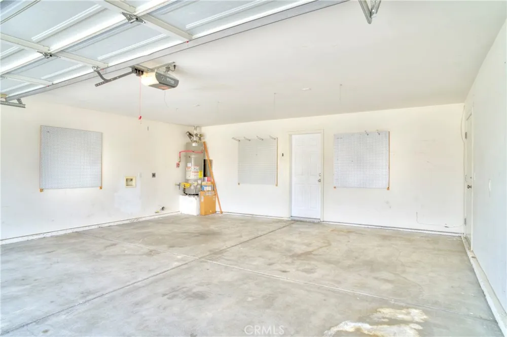 6627 Smoketree 29 Palms, CA 92277
