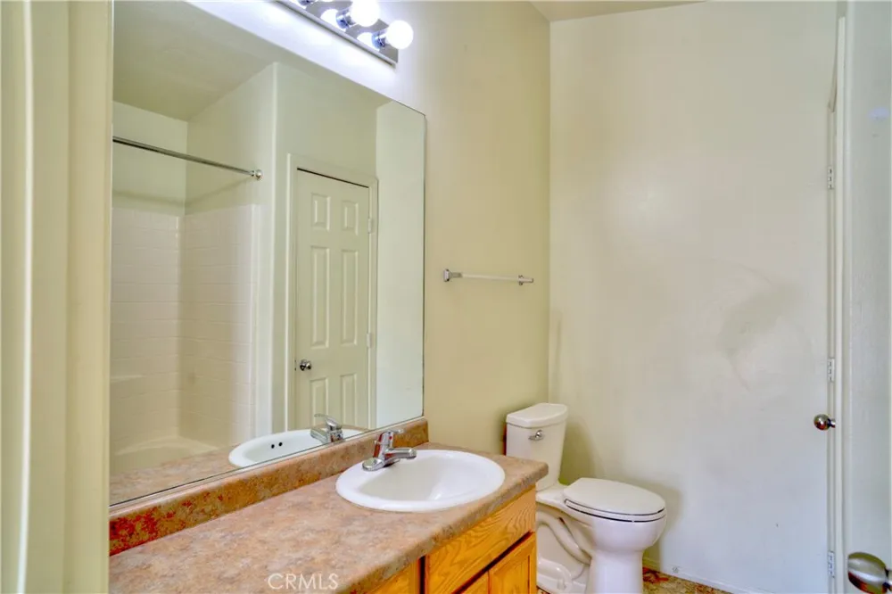 6627 Smoketree 29 Palms, CA 92277