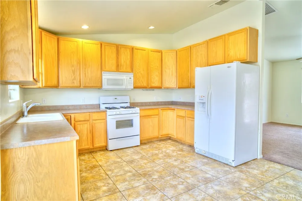 6627 Smoketree 29 Palms, CA 92277