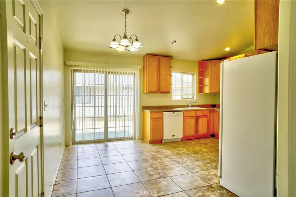 6627 Smoketree 29 Palms, CA 92277