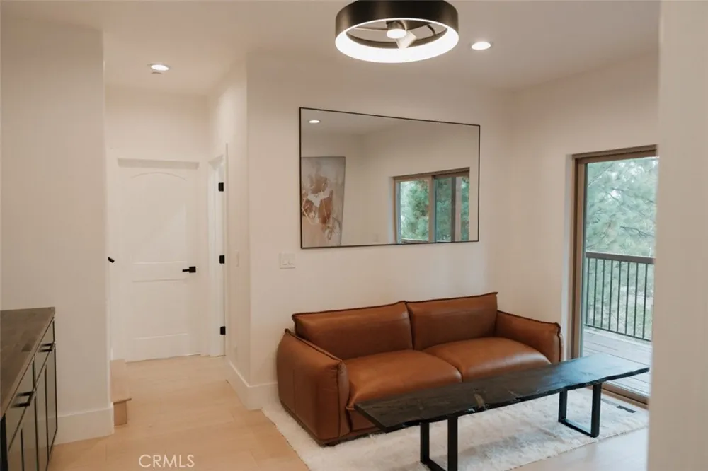 212 Mann Big Bear City, CA 92314