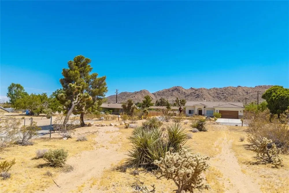 60366 Granada Drive Joshua Tree, CA 92252