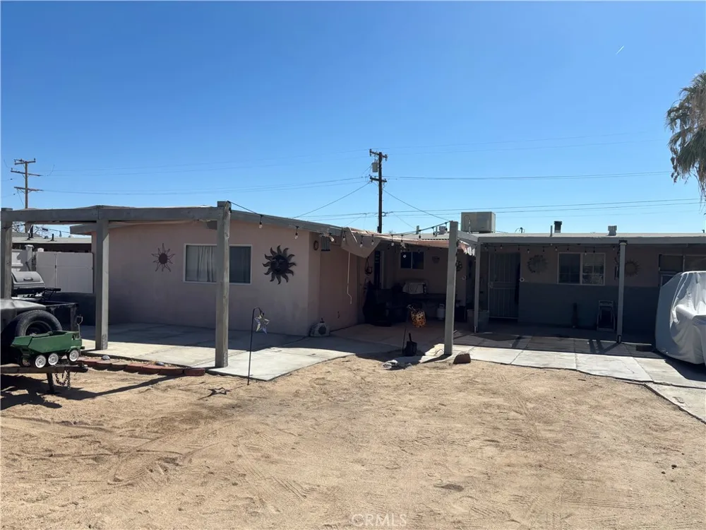 6925 Manzanita 29 Palms, CA 92277