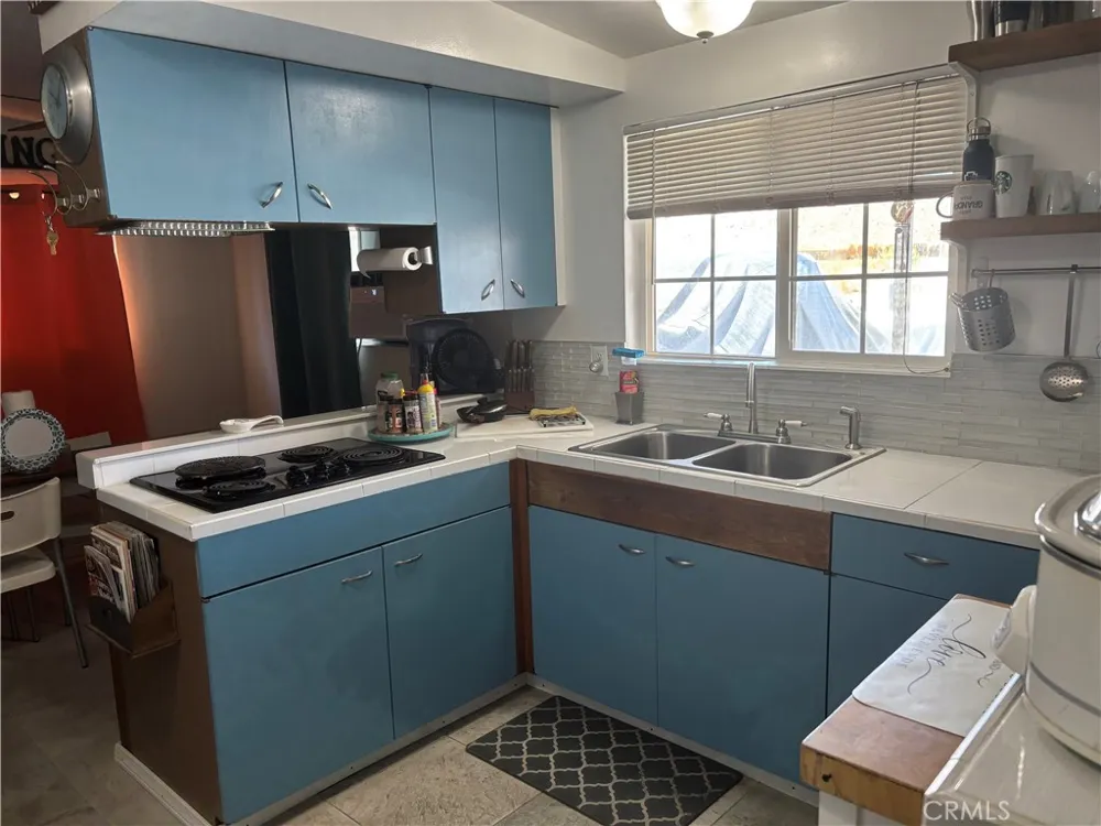 6925 Manzanita 29 Palms, CA 92277