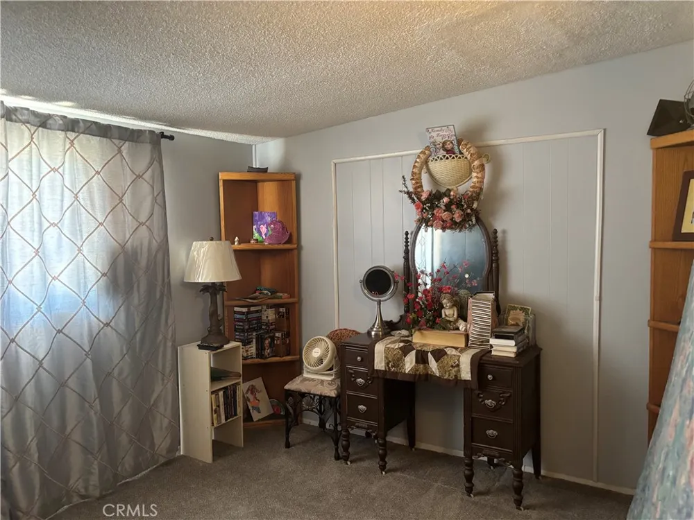 6925 Manzanita 29 Palms, CA 92277