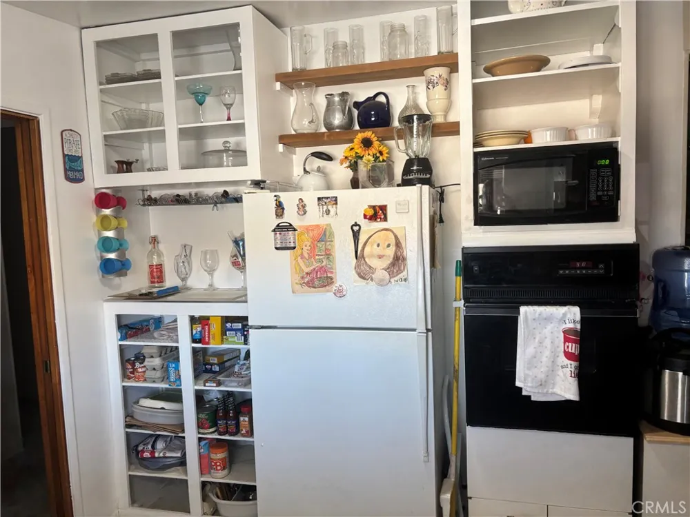 6925 Manzanita 29 Palms, CA 92277