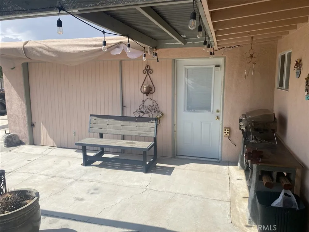 6925 Manzanita 29 Palms, CA 92277