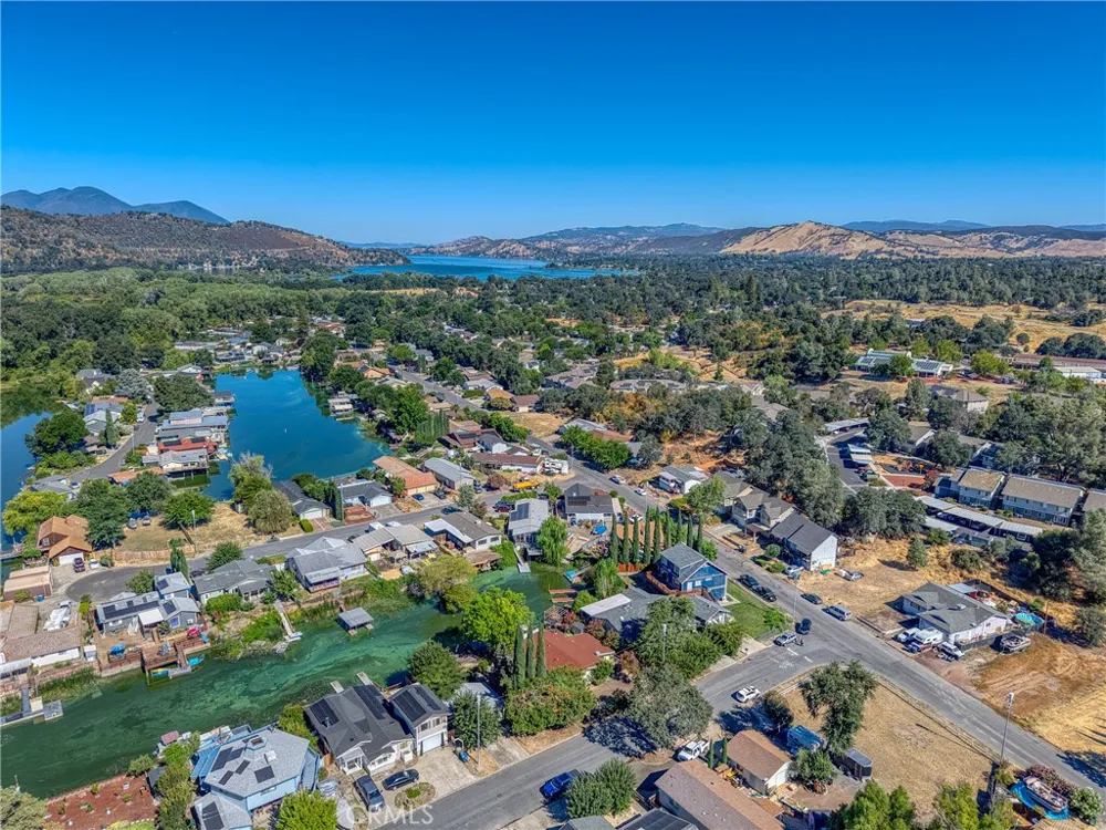 7295 Marina Court Clearlake, CA 95422