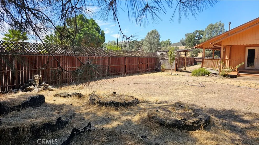 2240 Spring Valley Road Clearlake Oaks, CA 95423