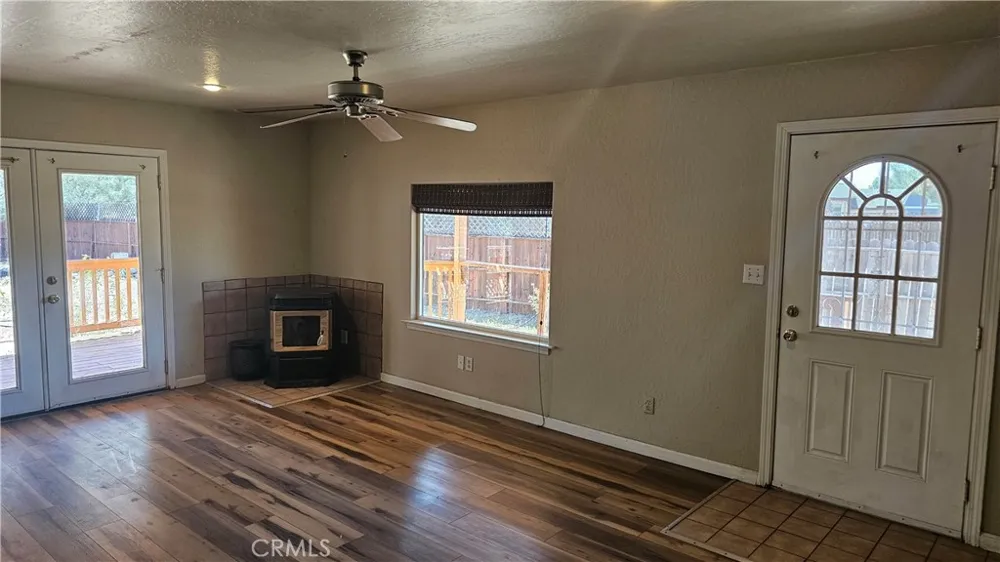 2240 Spring Valley Road Clearlake Oaks, CA 95423
