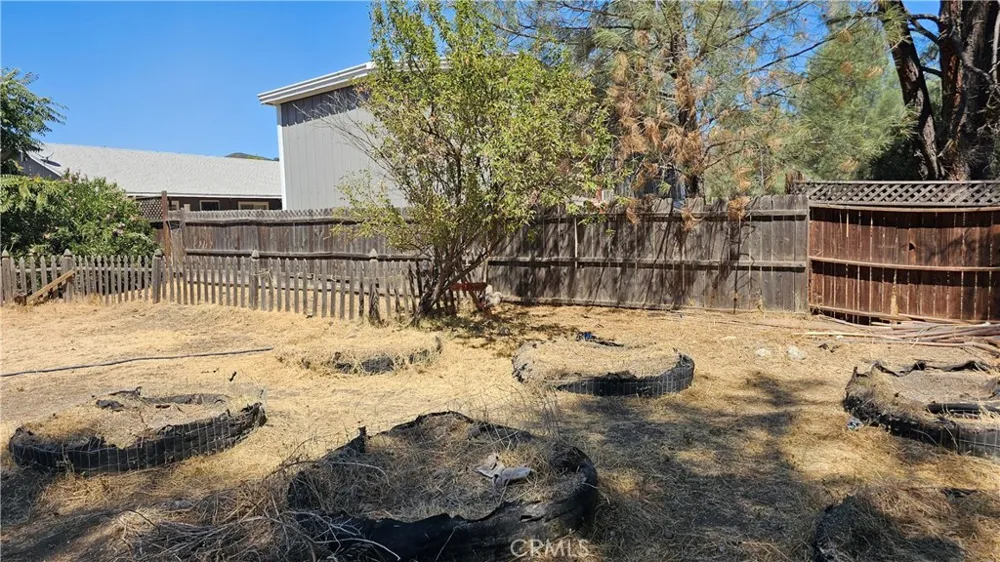 2240 Spring Valley Road Clearlake Oaks, CA 95423