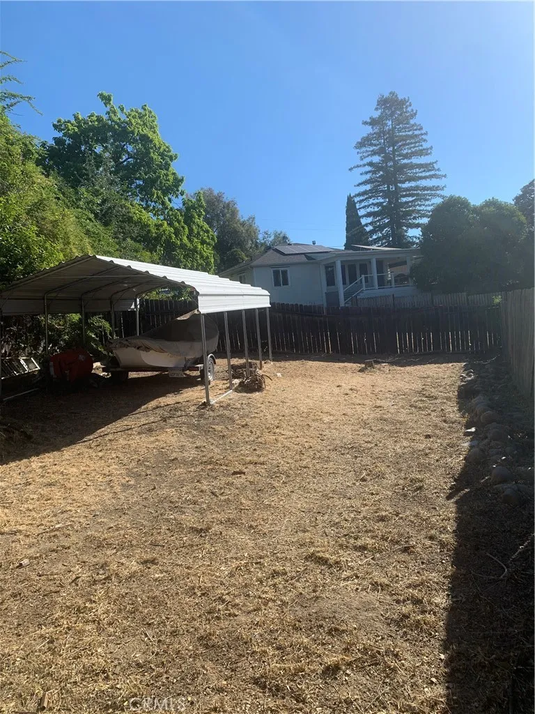 311 Hillcrest Lakeport, CA 95453