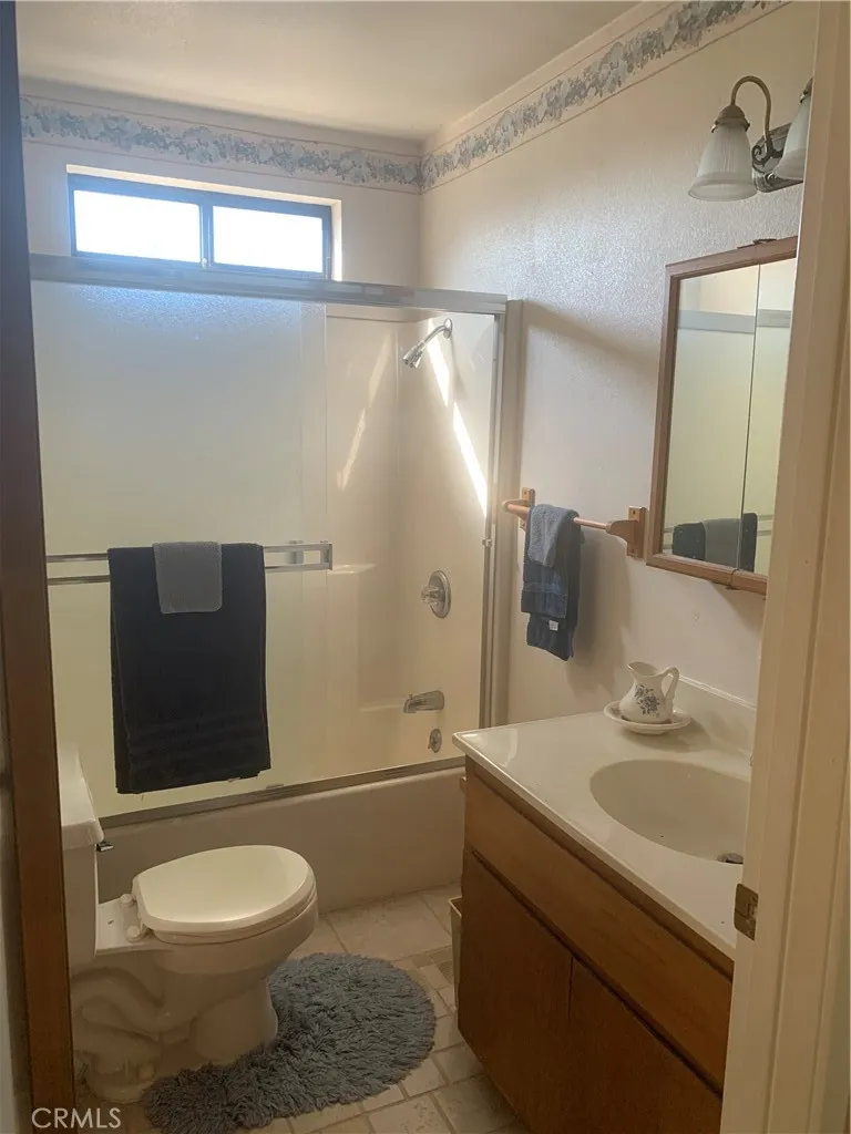 311 Hillcrest Lakeport, CA 95453