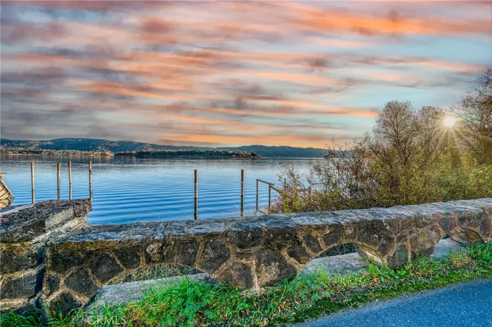 12140 E Highway 20 Clearlake Oaks, CA 95423