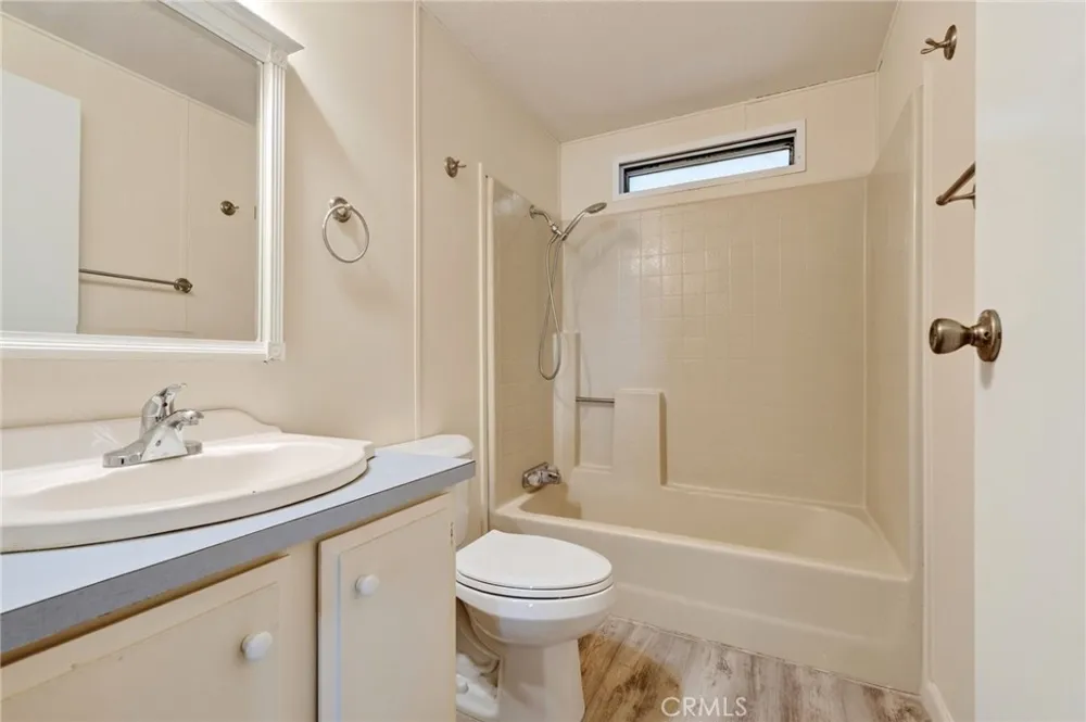 3921 Villa Avenue Clearlake, CA 95422