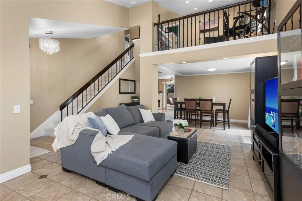 10 Windflower Aliso Viejo, CA 92656