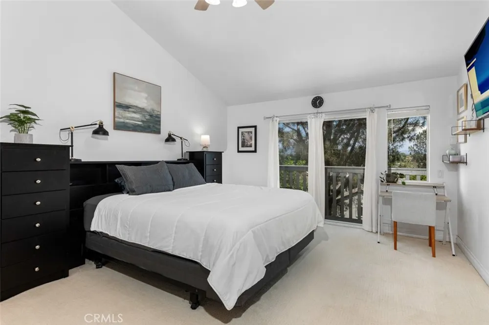 10 Windflower Aliso Viejo, CA 92656