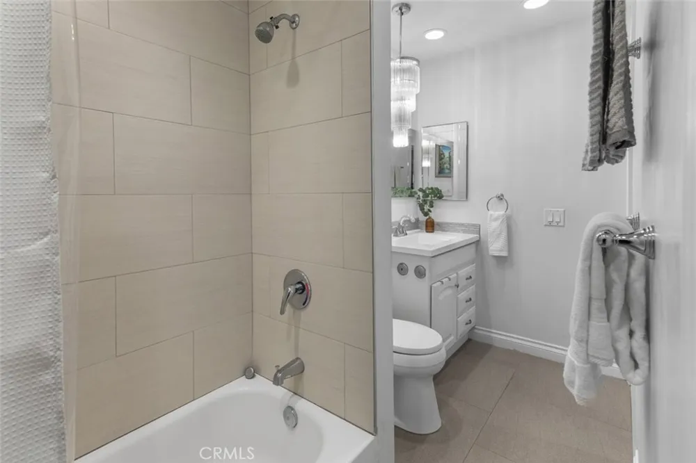 10 Windflower Aliso Viejo, CA 92656