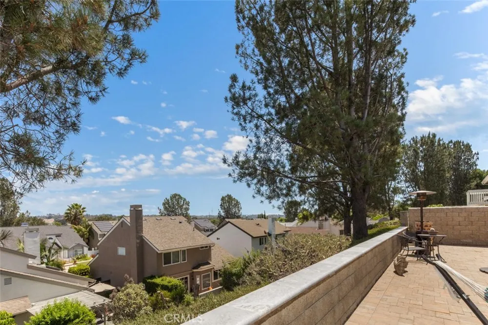 10 Windflower Aliso Viejo, CA 92656