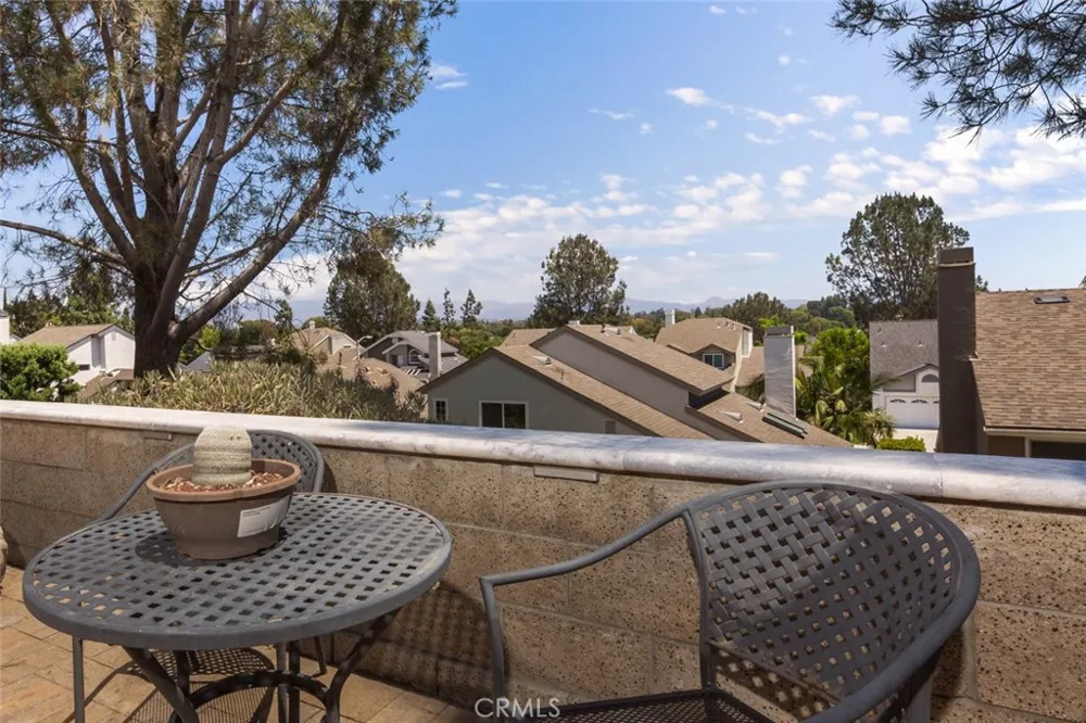 10 Windflower Aliso Viejo, CA 92656