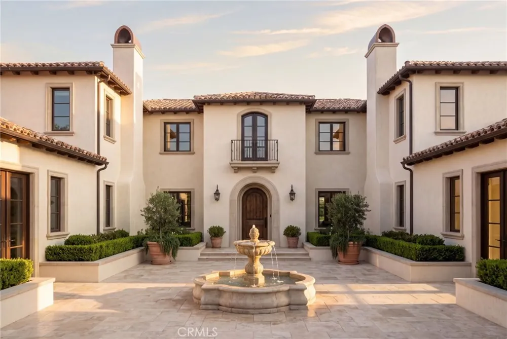 18 Waves End Newport Coast, CA 92657