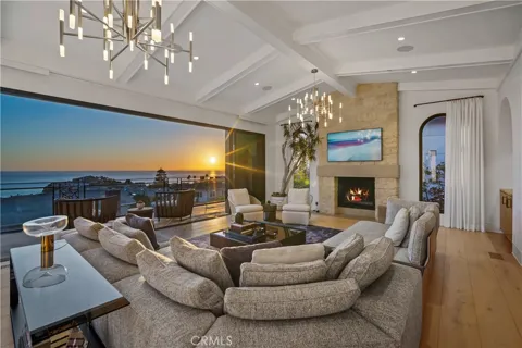 922 EMERALD BAY