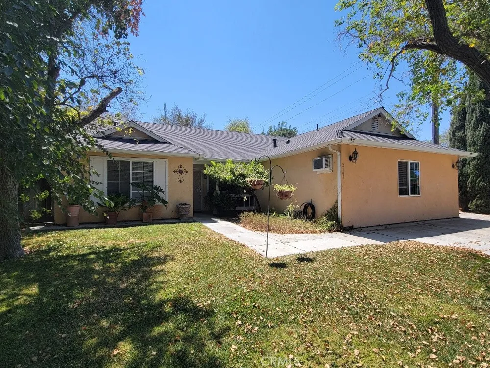 2101 Canal Farm Lane Los Banos, CA 93635