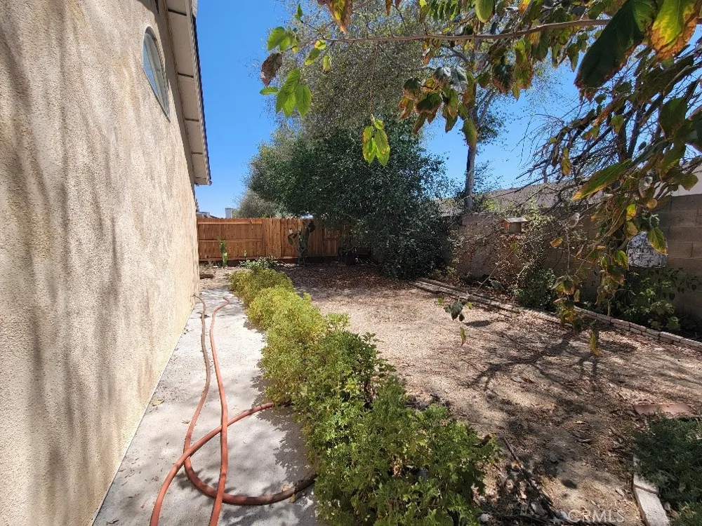 2101 Canal Farm Lane Los Banos, CA 93635