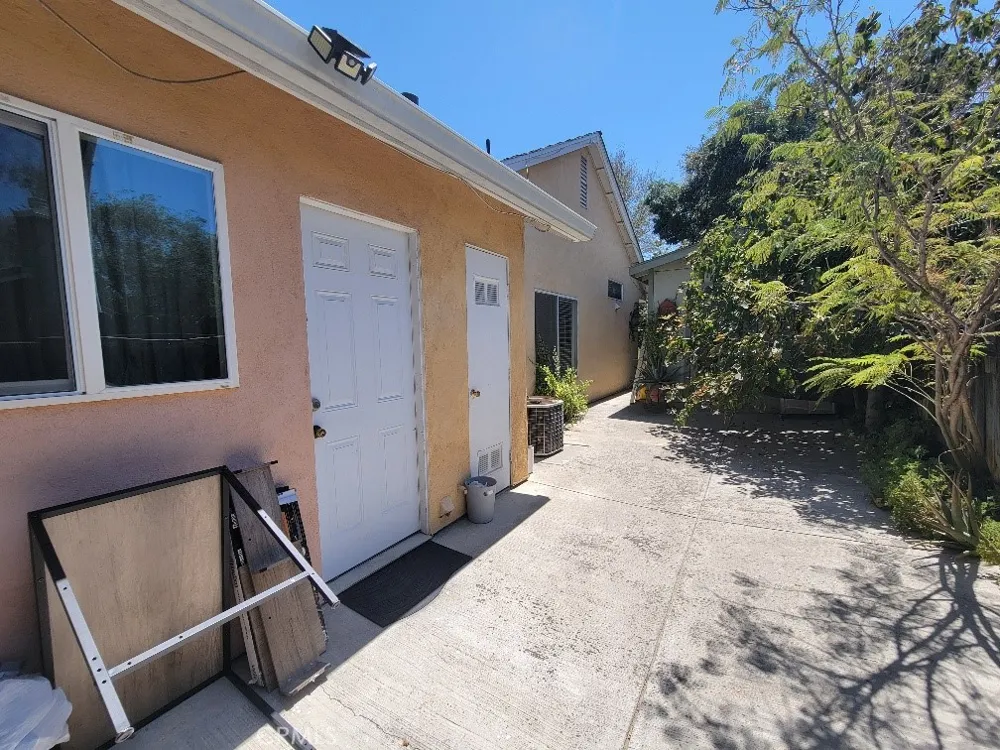 2101 Canal Farm Lane Los Banos, CA 93635