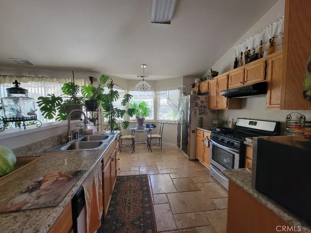 2101 Canal Farm Lane Los Banos, CA 93635