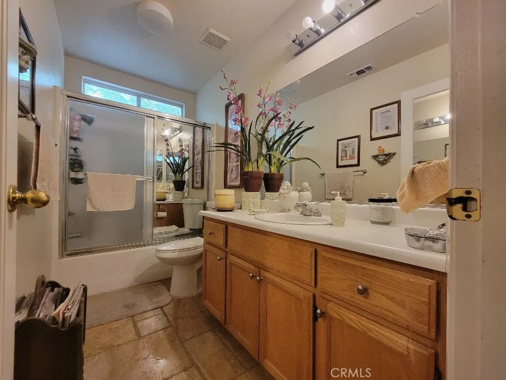 2101 Canal Farm Lane Los Banos, CA 93635