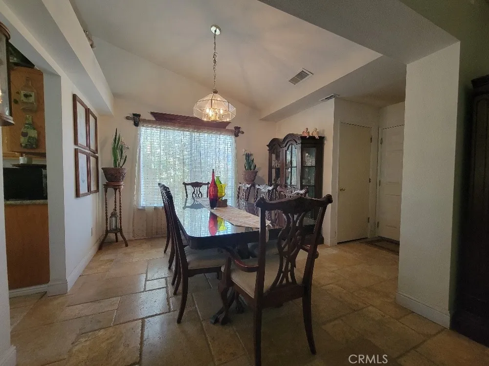 2101 Canal Farm Lane Los Banos, CA 93635