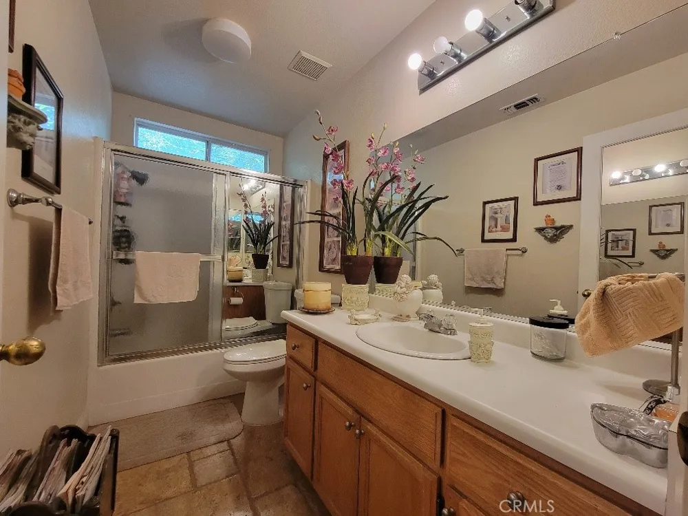 2101 Canal Farm Lane Los Banos, CA 93635