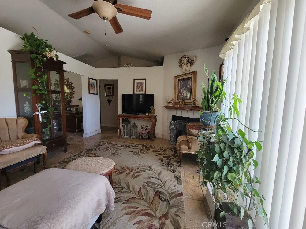 2101 Canal Farm Lane Los Banos, CA 93635