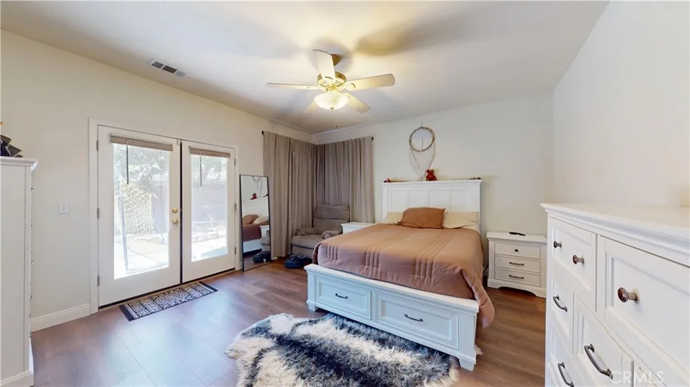 1801 Tully Hughson, CA 95326