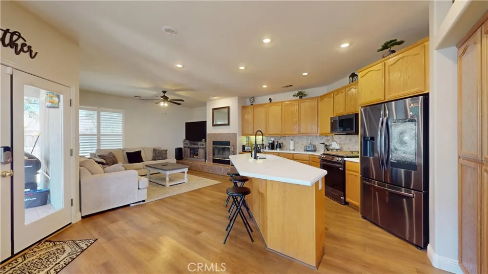 1801 Tully Hughson, CA 95326