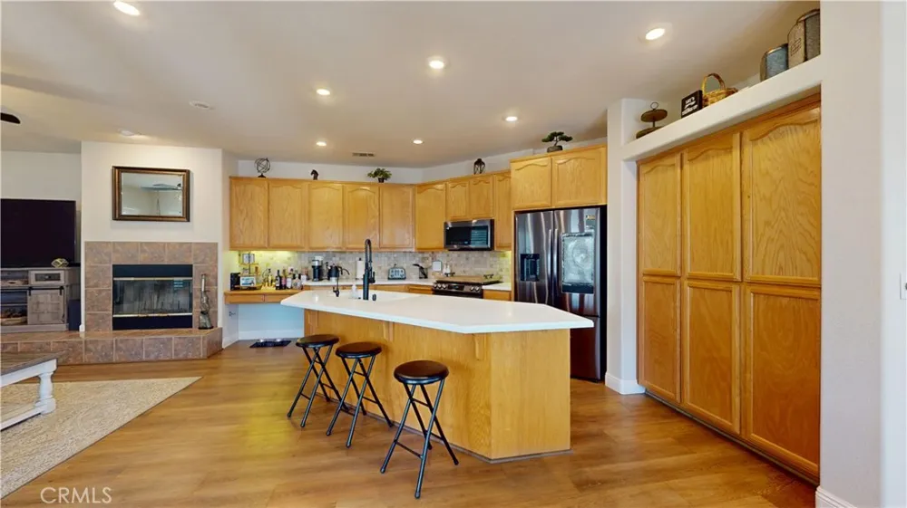 1801 Tully Hughson, CA 95326