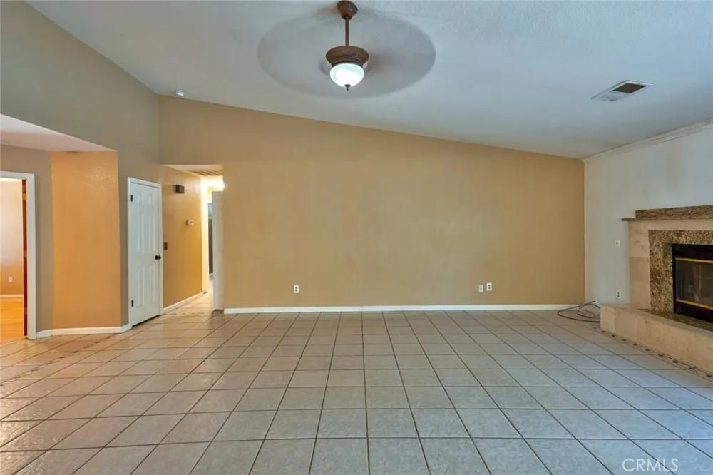 1111 E Donna Drive Merced, CA 95340