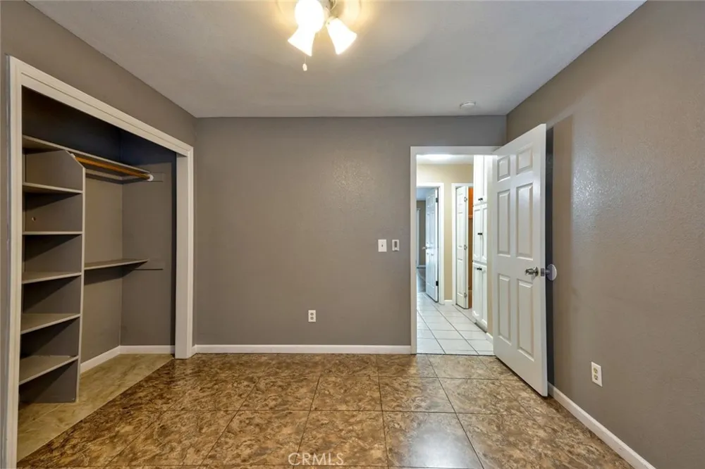 1111 E Donna Drive Merced, CA 95340