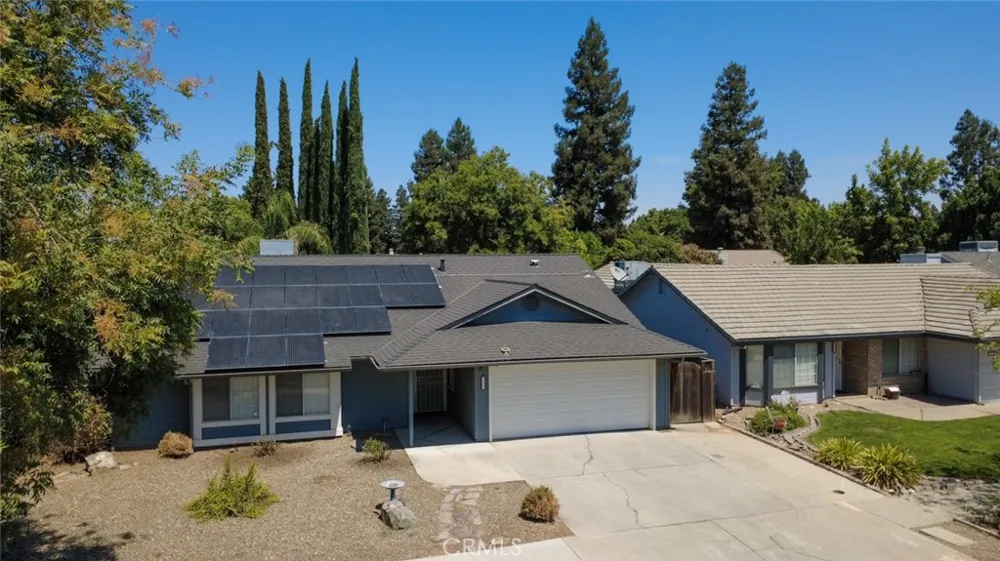 1111 E Donna Drive Merced, CA 95340