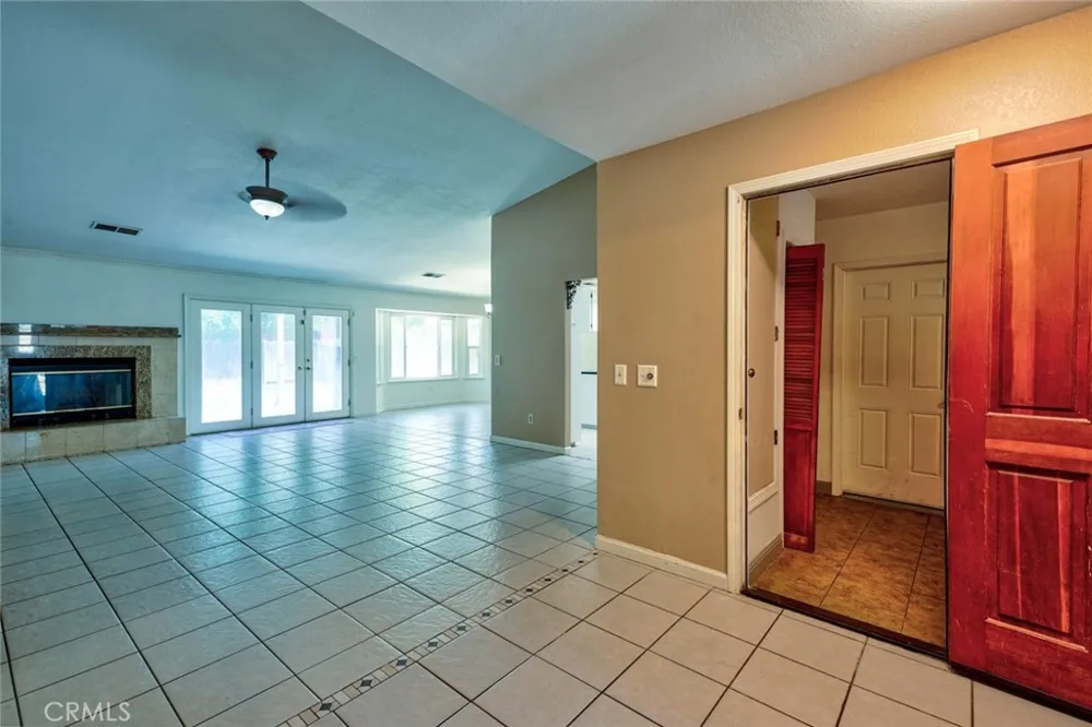 1111 E Donna Drive Merced, CA 95340