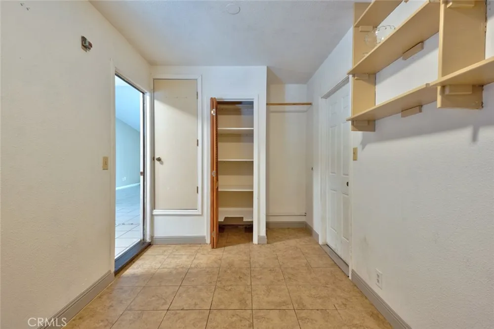 1111 E Donna Drive Merced, CA 95340